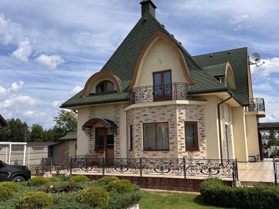 Продається ексклюзивний затишний маєток у селі Крушинка Крушинка