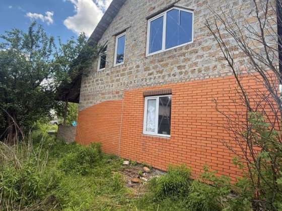 Продаж будинку. Малютянка, Фастівський р-н. Без %.