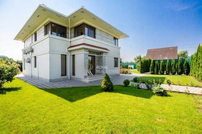 Продаж будинку Фастівський район Житомирська траса Осиково. Двоповерховий будинок. 30км від Києва. А - фото 1