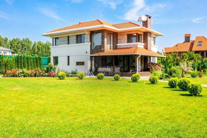 Продаж Будинок Осикове 5 кімнат 260 м² Ландшафтний дизайн Генератор Камін Тераса 60 м² Газове опален - фото 1