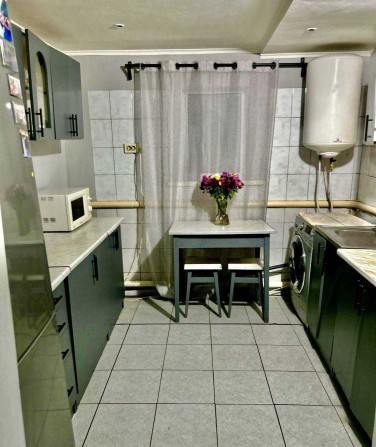 Продам будинок с.Плесецьке.Газ,косметичний ремонт,сарай,погріб - фото 1