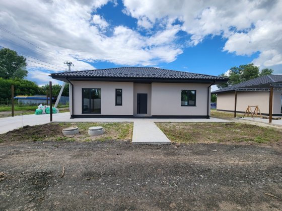 Продаж будинку в Погребах Погребы