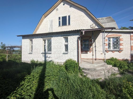 Власник!'Продам дім біля Десни с. Рожни Рожны