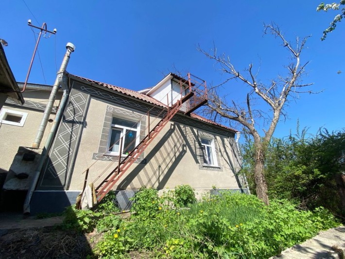 Продам великий будинок зі зручностями - фото 1