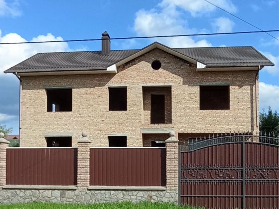 Будинок район Летра Шкаровка