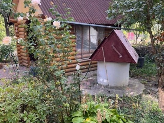 Будинок в районі страусиної ферми таДобропарку Ясногородка
