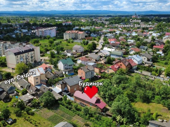 Одноповерховий будинок. Можливий продаж по Державних програмах.