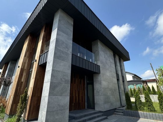 Від власника Продаж преміального котеджу в Зубрі Зубра