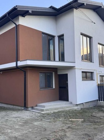 Продаж готового котеджу в Зимній Воді, в класній локації - фото 1