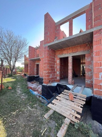 Продаж котеджу в Рясне-Руському, вул. Вишнева, 143 724 $ - фото 1