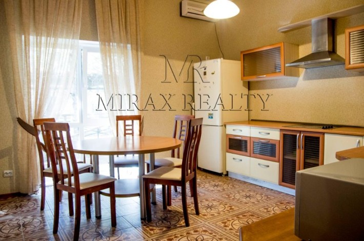 Продаж будинку 208 м² серед сосен біля моря — Коблево Без комісії - фото 1