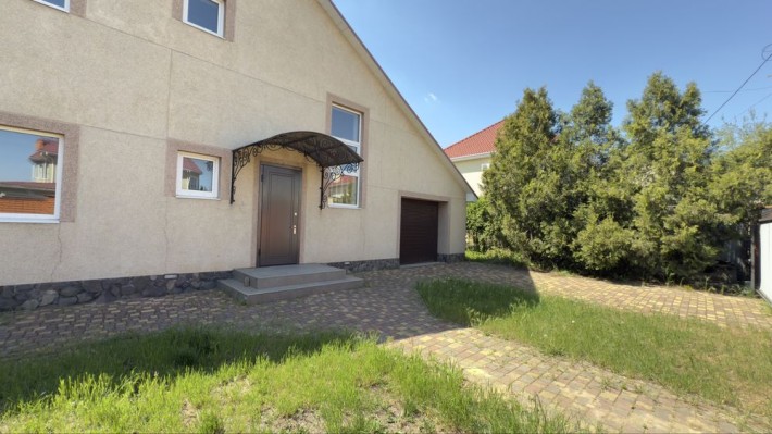 Продам дом в центре с. Лиманка Червоный Хутор ул Ореховая - фото 1