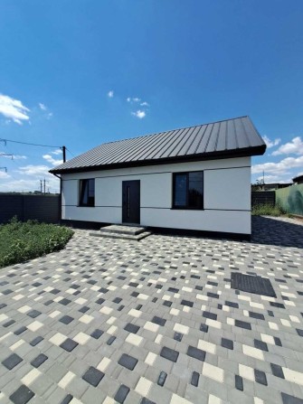 Продам компактный новый современный дом! - фото 1