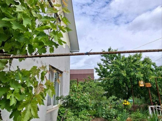 Продам капитальный двухэтажный дом в Светлом Світле