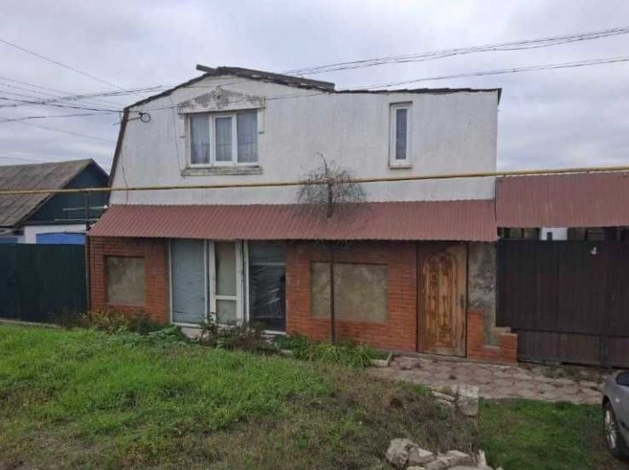 Двоповерховий будинок у центрі - фото 1
