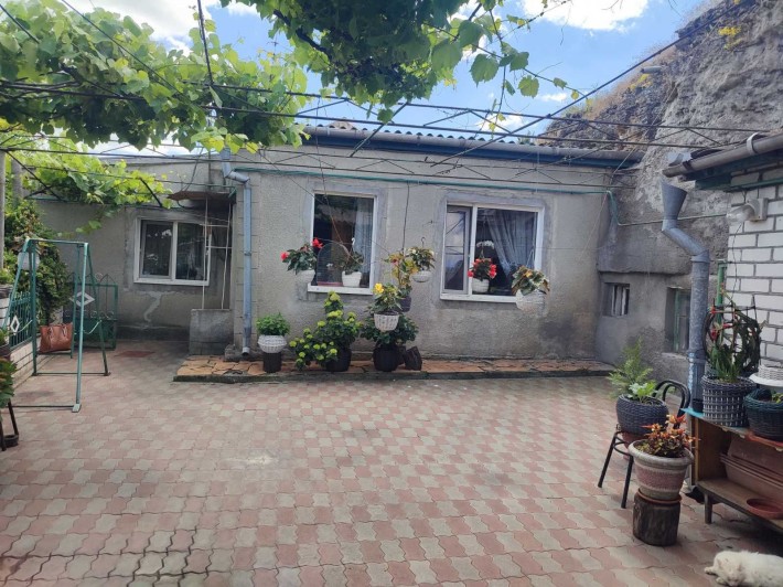 Продам дом с большим участком - фото 1