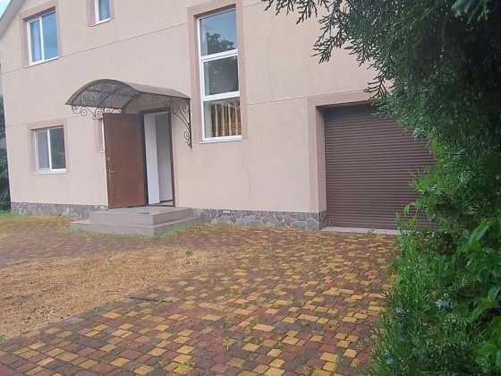 Дом 4 комнаты.Гараж. Земля.Газ.Червоный Хутор.Таирово Таирово