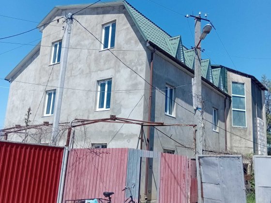 Продам новый дом в самом центре идеально подойдёт под гостиницу Біляївка