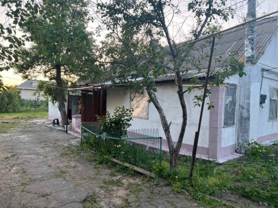 Жилой дом в В. Дальнике на 18 сотках, рядом Ленпоселок. Великий Дальник