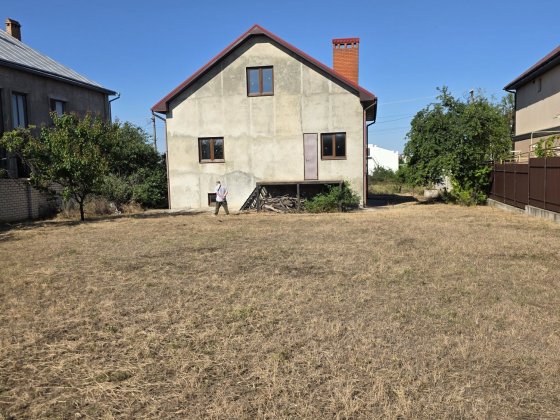 Дом 100 кв. Прилиманское/ ул. Молодёжная Прилиманське