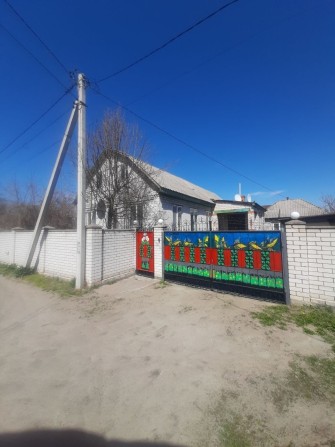 Продам дом в Садках - фото 1