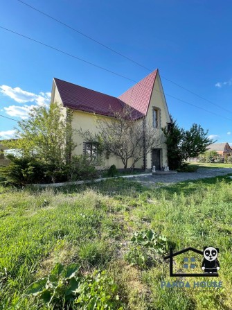 Продається двоповерховий будинок у м.Березне - фото 1