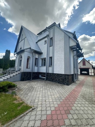 Продам будинок 280 м2 та ділянка 25 соток в Велика Омеляна. - фото 1