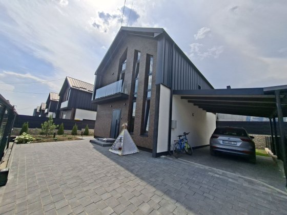 Продаж будинку з ремонтом в передмісті Тернополя Петриков