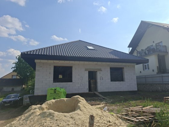 Продаж одно поверхового окремо стоячого будинку  з 7,2 сотками землі Гаи-Шевченковские