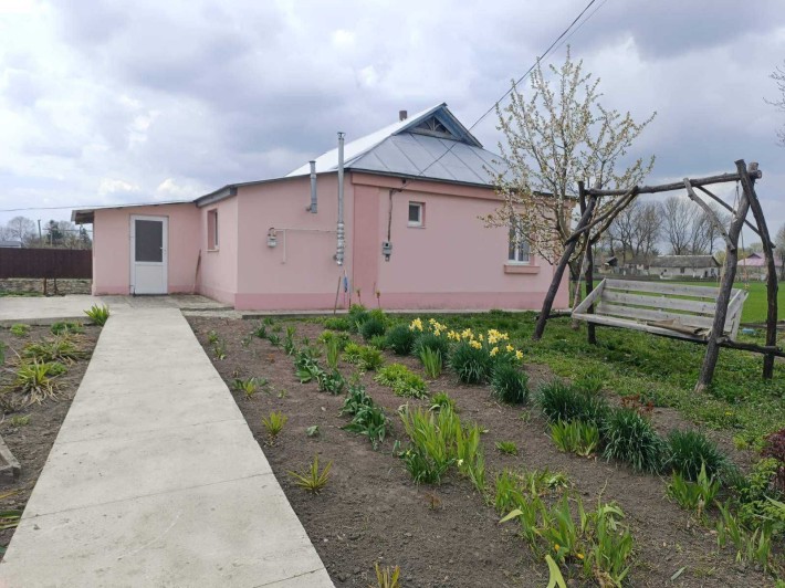 Продаж будинку терміново з ремонтом меблями - фото 1
