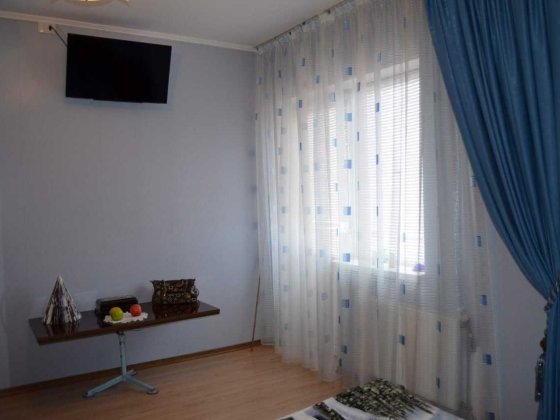 Продається будинок в Червоній Слободі з виходом до води Червона Слобода