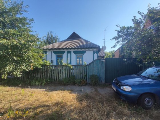 Продаж будинку центр 17900$ Звенигородка