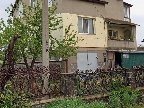 Ціна на обмін Терміново обміняєм на квартиру в західних регіонах. Шпола