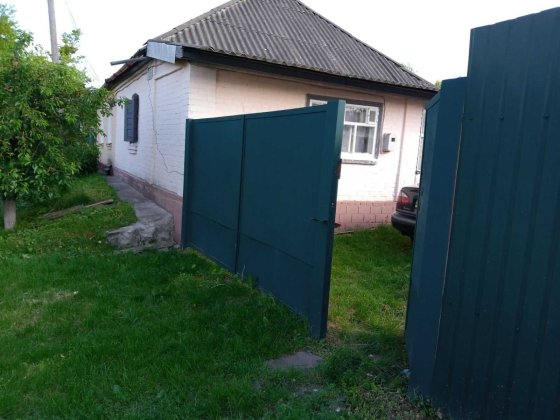 Продається половина приватного будинку в  м.Чигирин Черкаської обл Чигирин