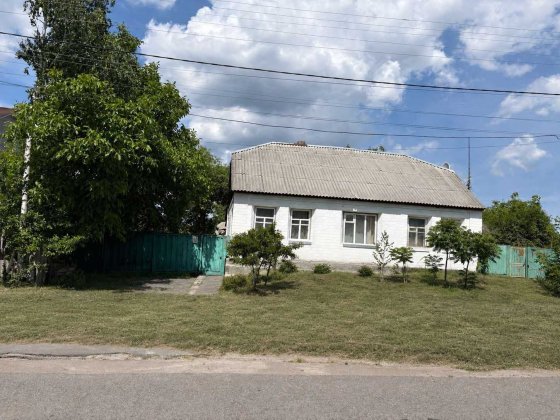 Продам 1/2 будинку в місті Чигирин Чигирин