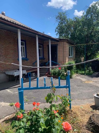 Продам будинок в м. Чигирин . 65,7 кв.м .вул   Богдана Хмельницького 220 - фото 1
