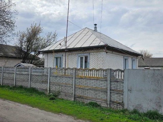 Будинок з ділянкою в м. Бахмач | Недорого | 19 300$ Бахмач