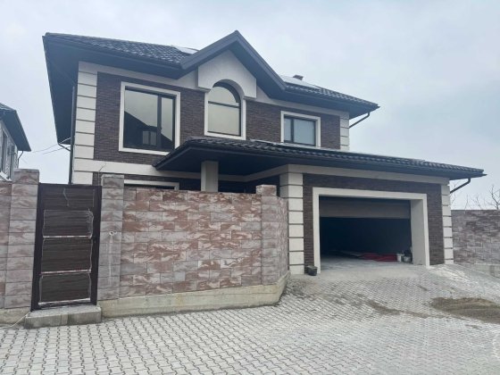 Продам новозбудований будинок с.Коровія Коровія