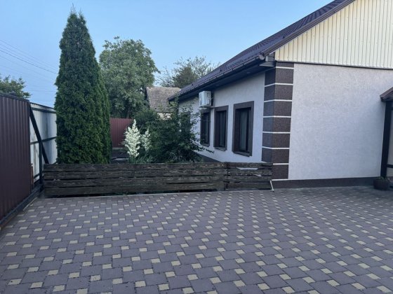 Продам будинок  можливо під сертифікат Вольнянск