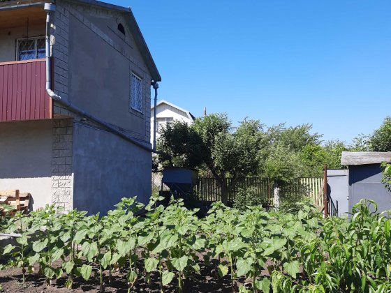 Продам  дачу. Заміський  будинок Новослободка