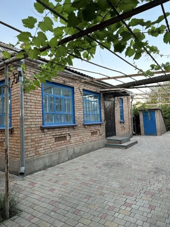 Продам будинок з кондиціонером у м. Покров - фото 1