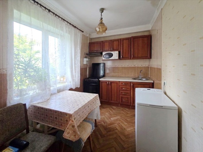 Продаж 3-кімнатної квартири, бульвар Жуля Верна, 4в( Ромена Ролана) Святошинський район - фото 1