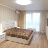 Продаж 1-кімнатної квартири по вул. Ревуцького, 40г ЖК Лебединий Киев