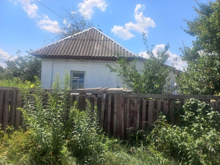 Продам будиночок з земельною ділянкою! - фото 1