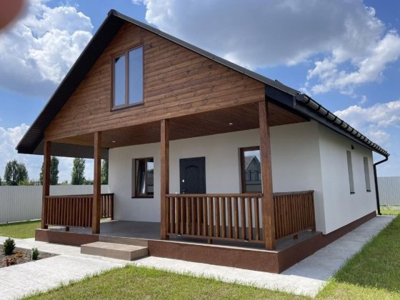 НОВИЙ будинок з РЕМОНТОМ  на 4 сотках права частина міста
