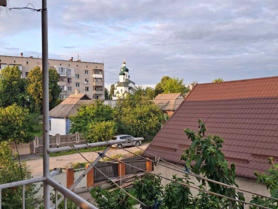 Продаж частини будинку