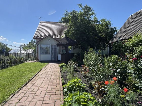 Будинок з великою  ділянкою Буча Буча