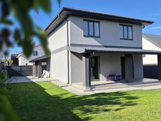 Двоповерховий будинок в Бучі, 120м², наповнення під чистову, 6 соток, Газ, без комісії Буча