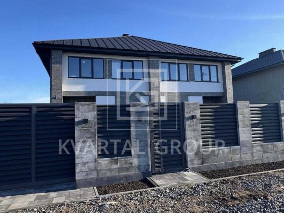 Продаж сучасного дуплексу в Бучі.  Загальна площа будинку  120 м² Буча