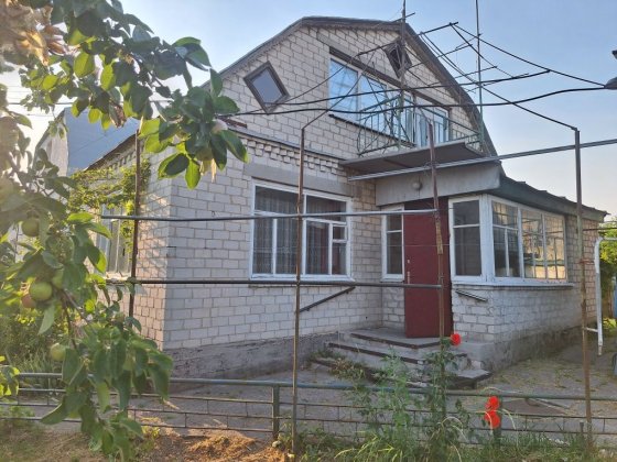 Будинок + госпбудівлі + 10 соток центр м.Бориспіль ДЕРЖПРОГРАМИ ТАК! Бориспіль
